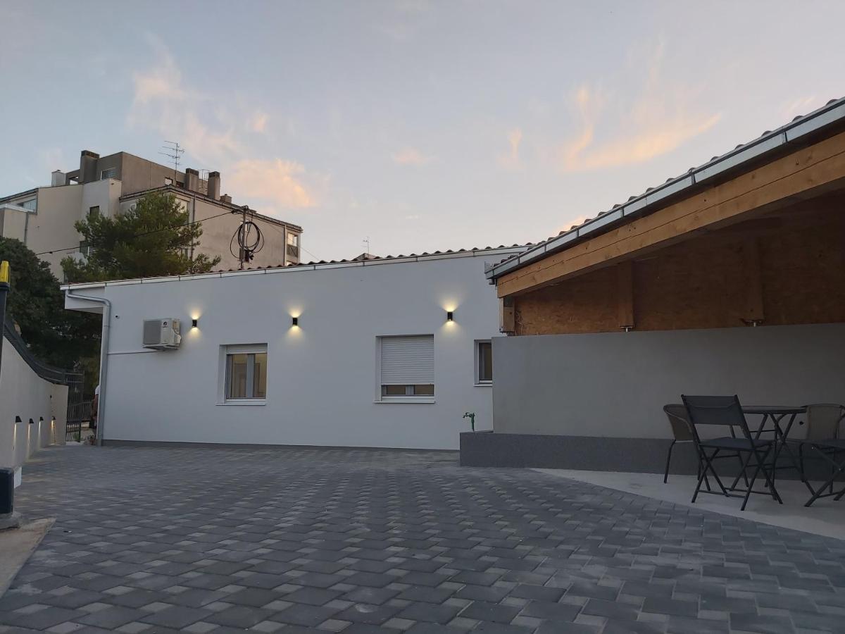Apartman Dino Traù Esterno foto