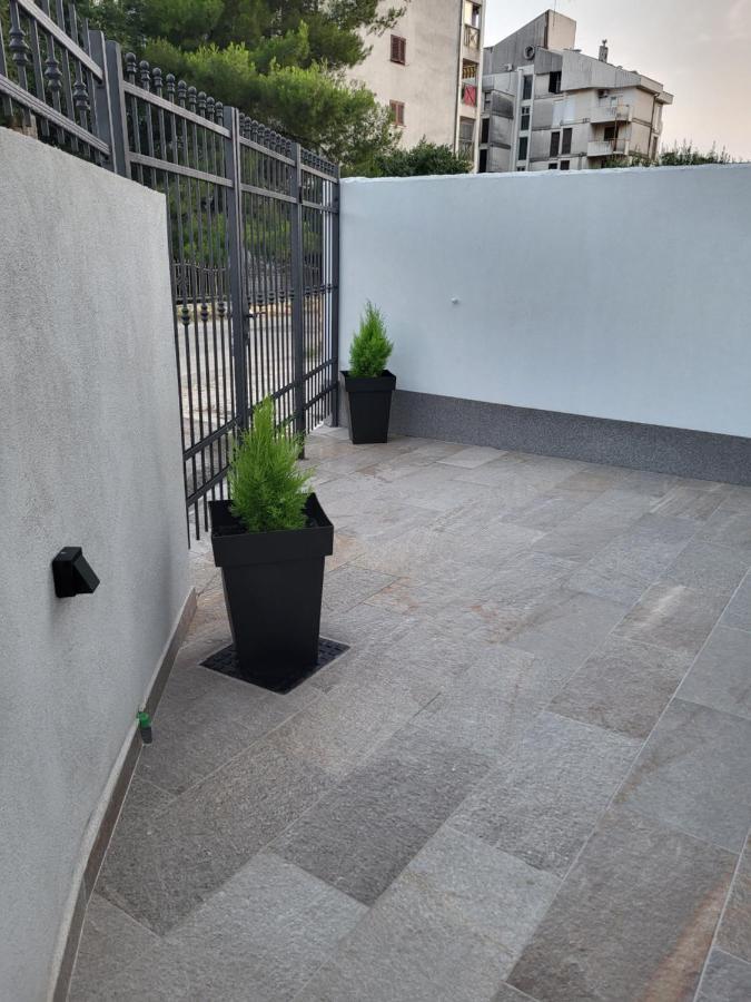 Apartman Dino Traù Esterno foto