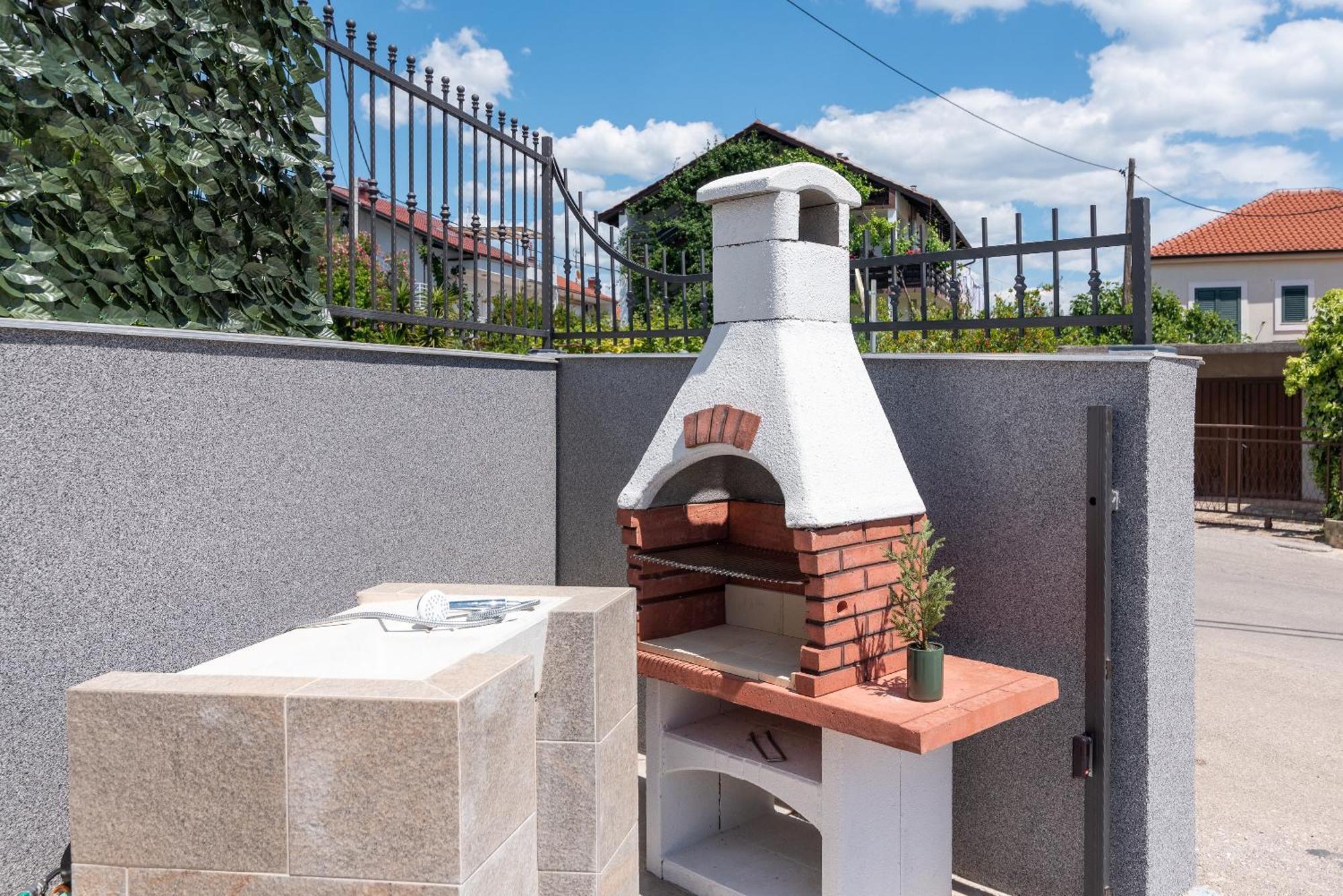 Apartman Dino Traù Esterno foto