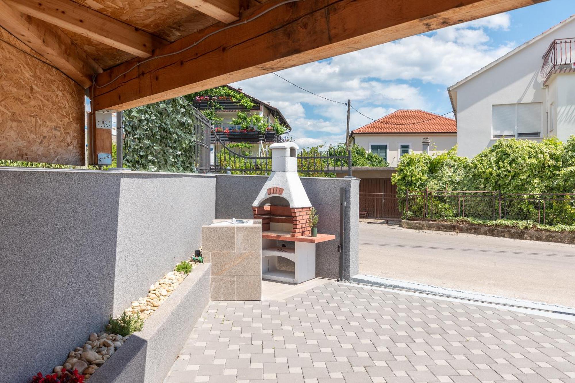 Apartman Dino Traù Esterno foto