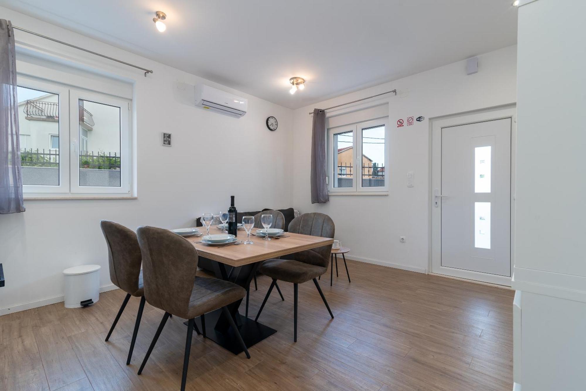 Apartman Dino Traù Esterno foto